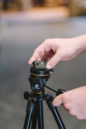 Trépied aluminium vesta 203ap avec rotule ph-23